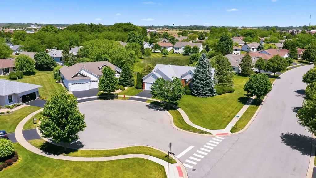 12706 Sycamore Court Huntley IL 60142