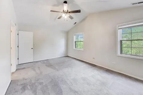 426 Elizabeth Drive Wood Dale IL 60191