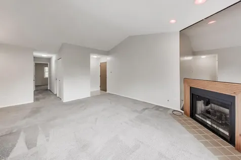 426 Elizabeth Drive Wood Dale IL 60191
