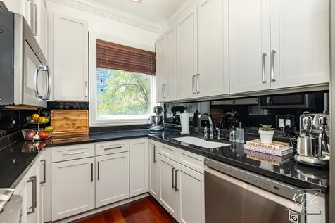 700 West Grand Avenue Chicago IL 60654