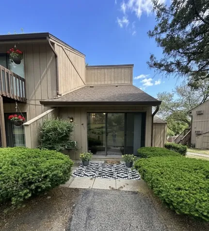 44 Nassau Colony Fox Lake IL 60020