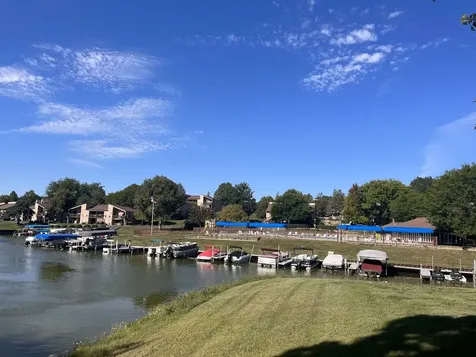 44 Nassau Colony Fox Lake IL 60020