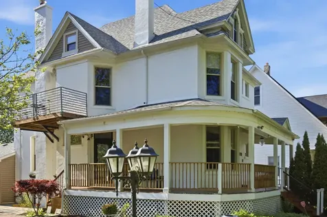 2720 Edina Boulevard Zion IL 60099