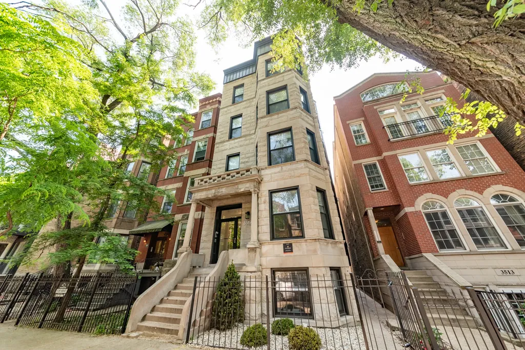 3517 North Reta Avenue Chicago IL 60657