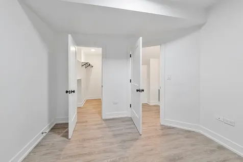 3517 North Reta Avenue Chicago IL 60657