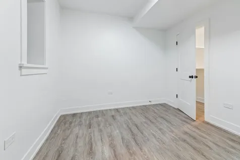 3517 North Reta Avenue Chicago IL 60657