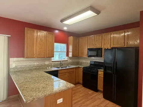 211 Monarch Drive Streamwood IL 60107