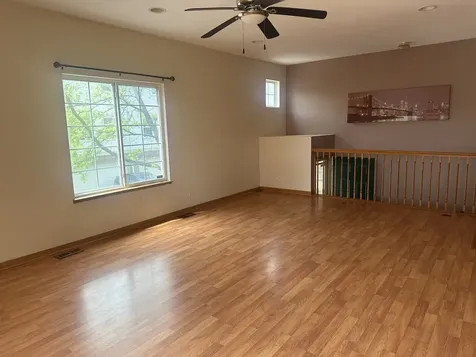 211 Monarch Drive Streamwood IL 60107