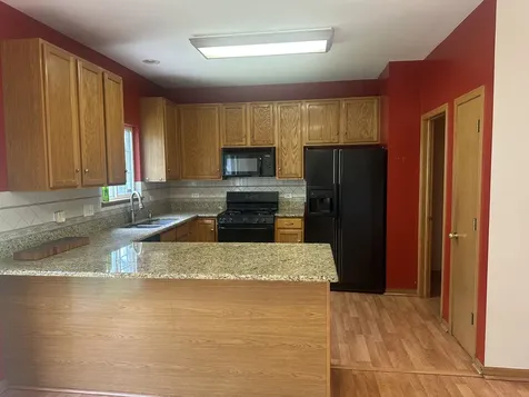 211 Monarch Drive Streamwood IL 60107