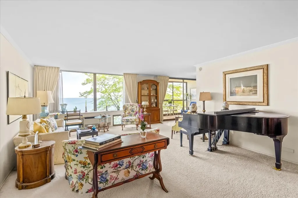 1500 Sheridan Road Wilmette IL 60091