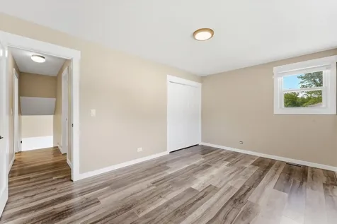 850 Gerald Avenue South Elgin IL 60177