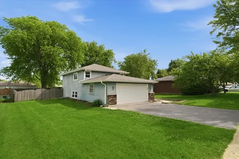850 Gerald Avenue South Elgin IL 60177