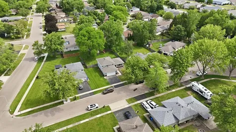 850 Gerald Avenue South Elgin IL 60177