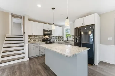 850 Gerald Avenue South Elgin IL 60177
