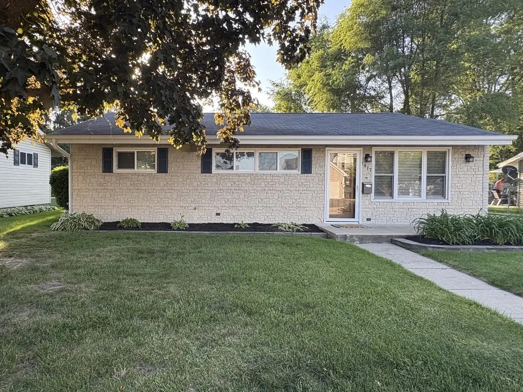 1417 Ann Avenue Dixon IL 61021