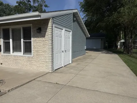 1417 Ann Avenue Dixon IL 61021