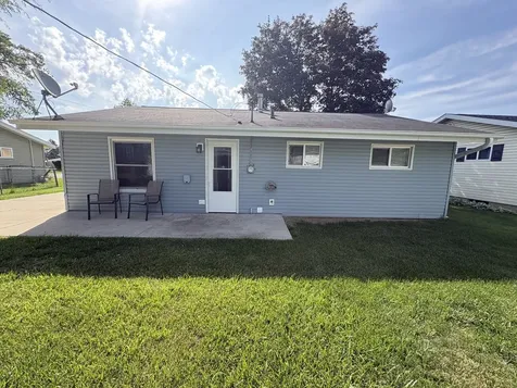 1417 Ann Avenue Dixon IL 61021