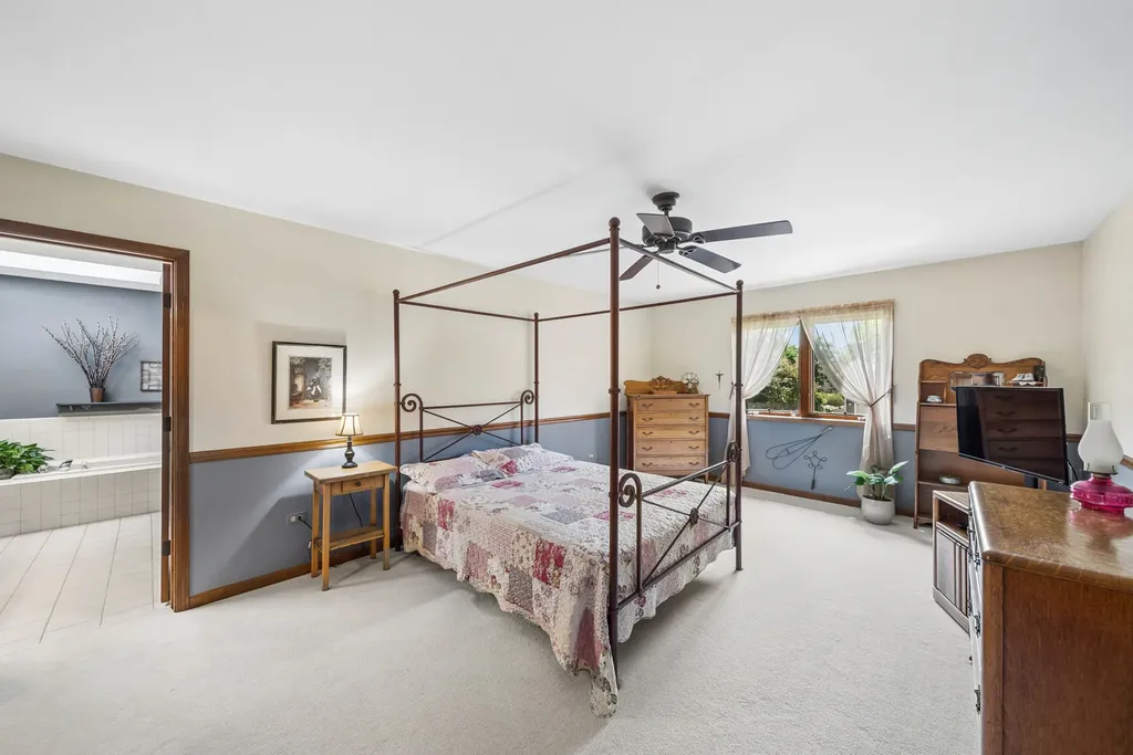 5S435 Arlington Avenue Naperville IL 60540