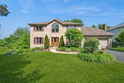 5S435 Arlington Avenue Naperville IL 60540