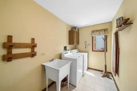 5S435 Arlington Avenue Naperville IL 60540