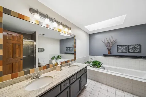 5S435 Arlington Avenue Naperville IL 60540