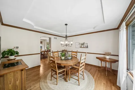 5S435 Arlington Avenue Naperville IL 60540