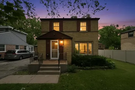 389 South Westgate Road Des Plaines IL 60016