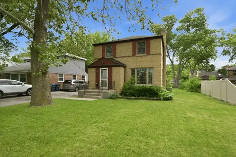 389 South Westgate Road Des Plaines IL 60016