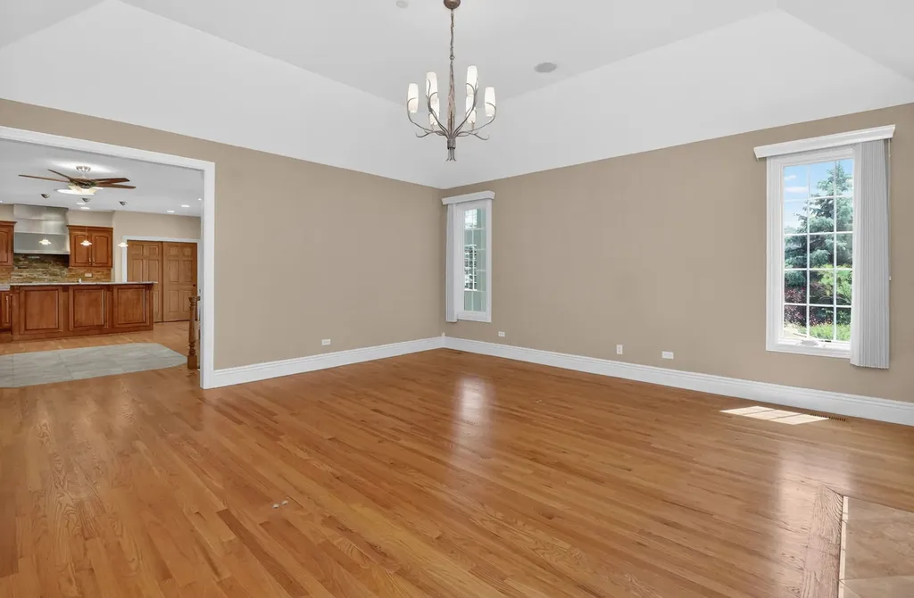 715 Marston Avenue Glen Ellyn IL 60137
