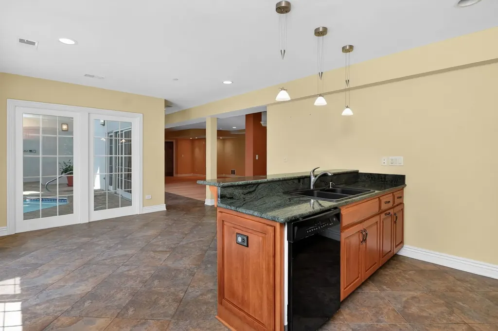 715 Marston Avenue Glen Ellyn IL 60137