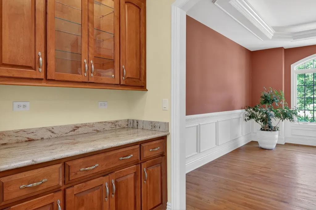 715 Marston Avenue Glen Ellyn IL 60137