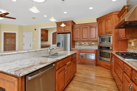 715 Marston Avenue Glen Ellyn IL 60137