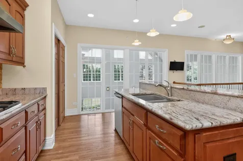 715 Marston Avenue Glen Ellyn IL 60137