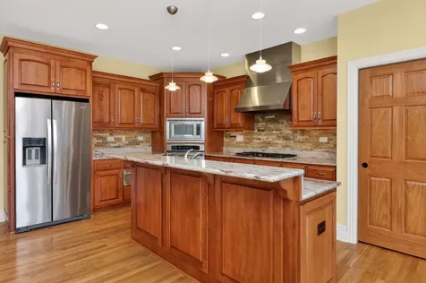 715 Marston Avenue Glen Ellyn IL 60137