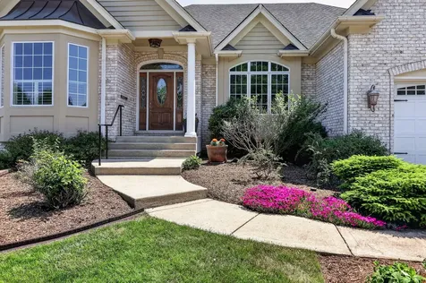 715 Marston Avenue Glen Ellyn IL 60137