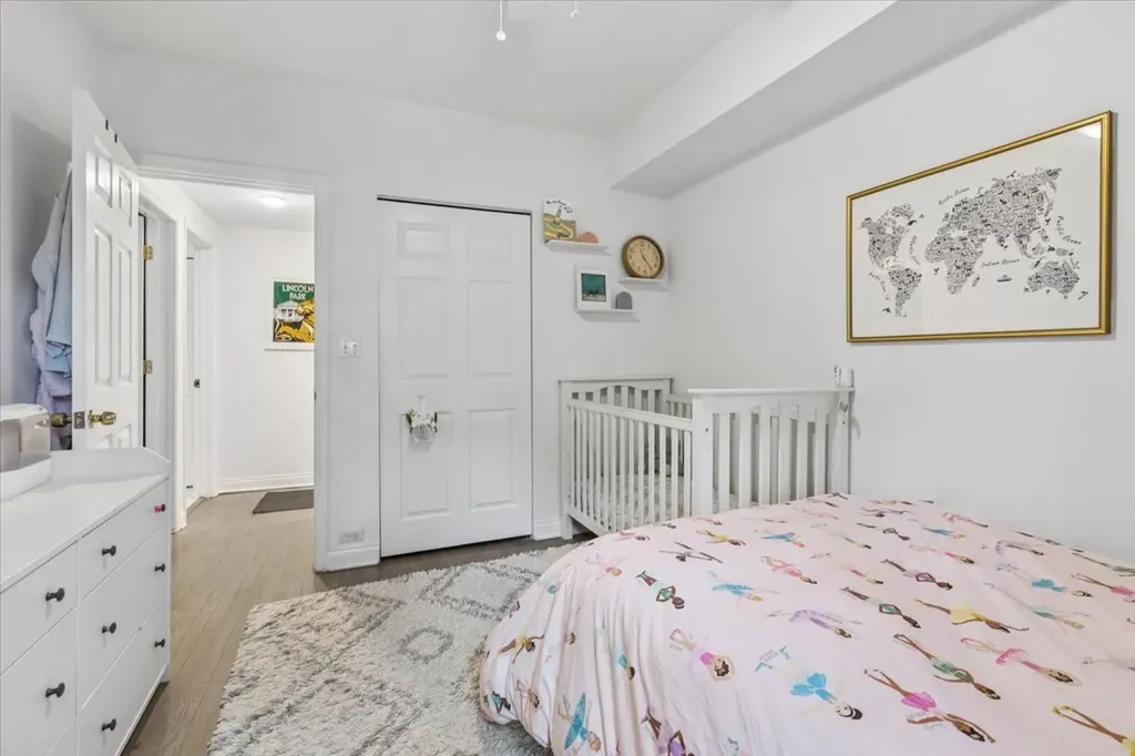 4939 North Wolcott Avenue Chicago IL 60640