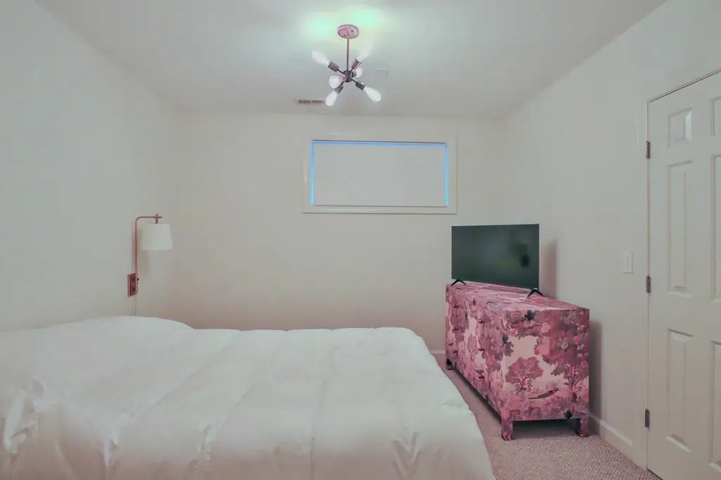 1109 West Cornelia Avenue Chicago IL 60657