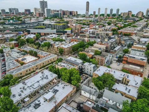 1109 West Cornelia Avenue Chicago IL 60657