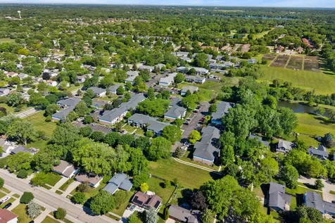 981 Golf Course Road Crystal Lake IL 60014