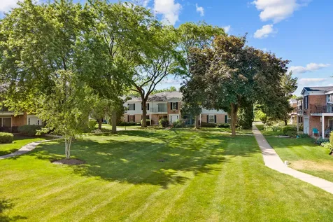 981 Golf Course Road Crystal Lake IL 60014
