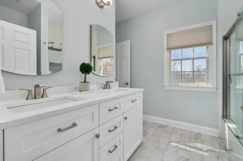 4811 Preserve Parkway Long Grove IL 60047