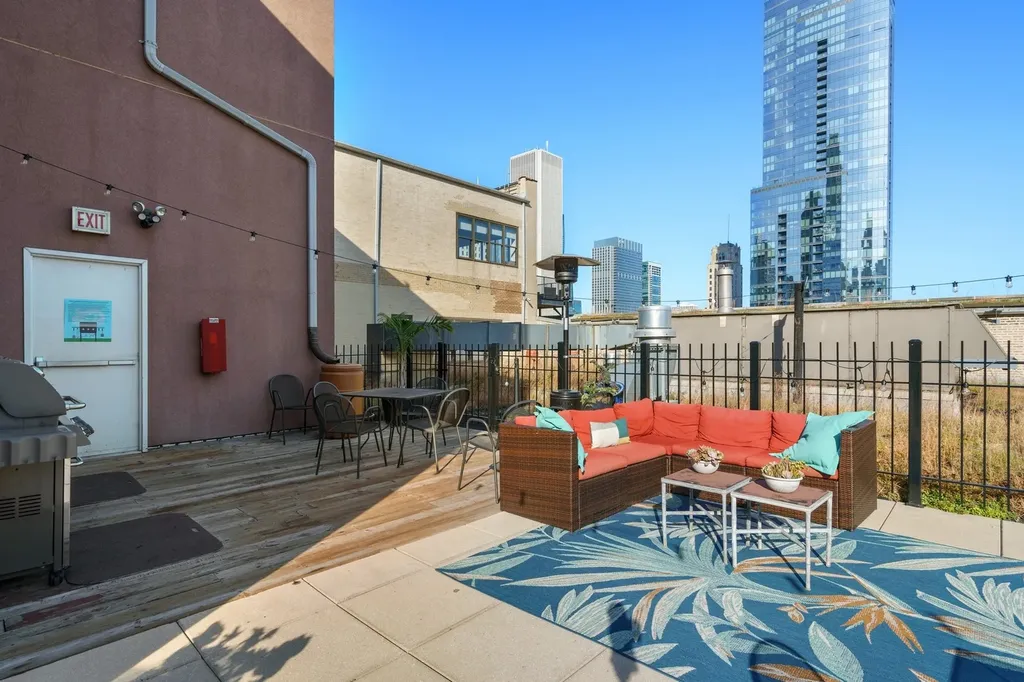 8 West Monroe Street Chicago IL 60603