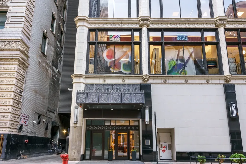 8 West Monroe Street Chicago IL 60603