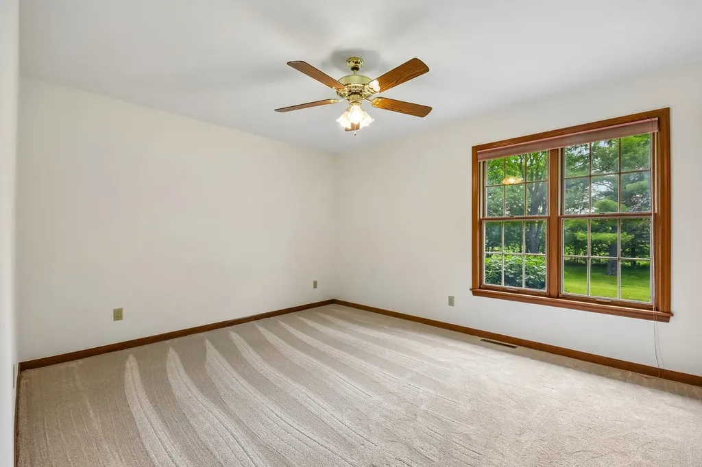 6S155 West Ridge Drive Aurora IL 60506
