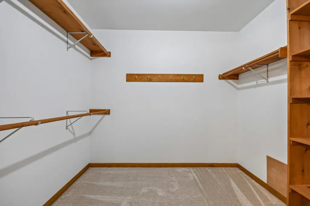 6S155 West Ridge Drive Aurora IL 60506