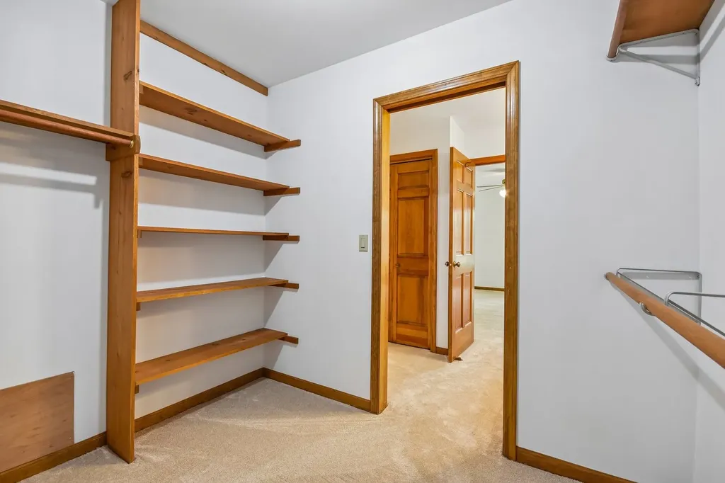 6S155 West Ridge Drive Aurora IL 60506