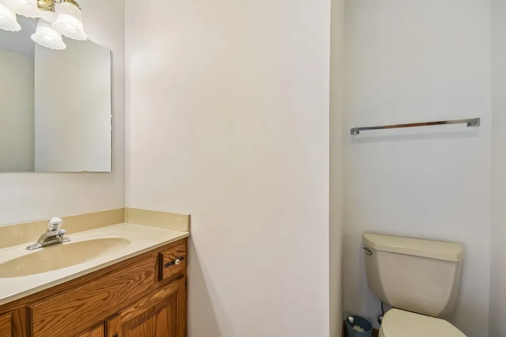 6S155 West Ridge Drive Aurora IL 60506