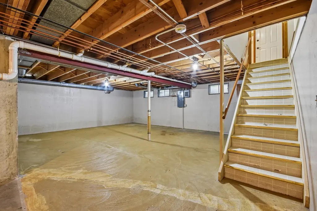 6S155 West Ridge Drive Aurora IL 60506