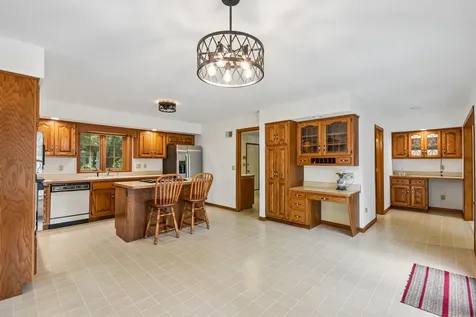 6S155 West Ridge Drive Aurora IL 60506