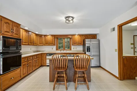 6S155 West Ridge Drive Aurora IL 60506